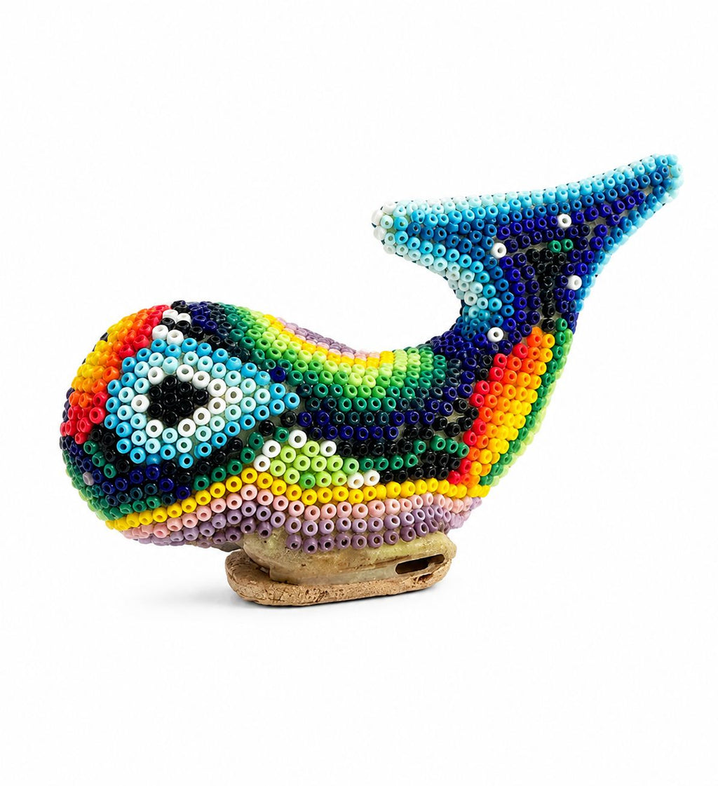 Ballena Huichol de Nayarit - Artesanía Mexicana Hecha a Mano